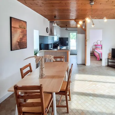 Vakantiehuis Lovely In Vendays-montalivet With Wifi Montalivet-les-Bains